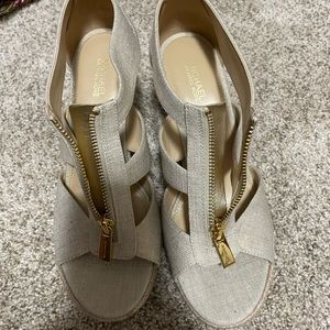 Michael Kors light gold Berkley canvas wedge size 7